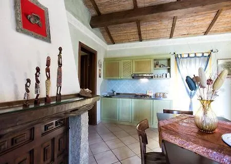 Stazzu Martina Casa de Férias Trinità dʼAgultu